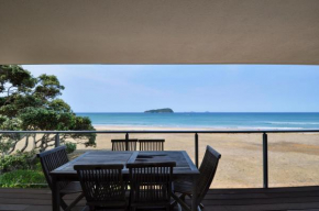 Beachfront Heights - Pauanui Holiday Apartment